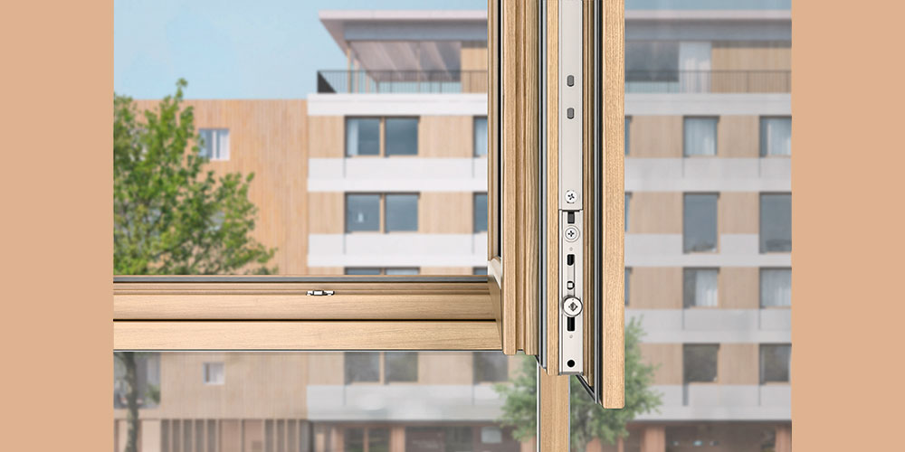 Ferrures Roto et joints Deventer